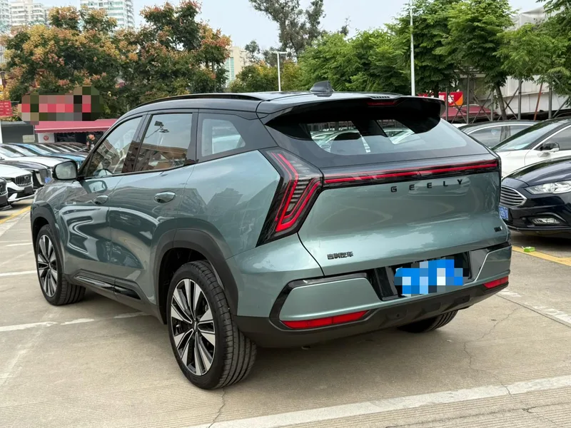 Geely Boyue L 2025 Fourth generation 1.5TD DCT Brocade beauty exterior photo 5