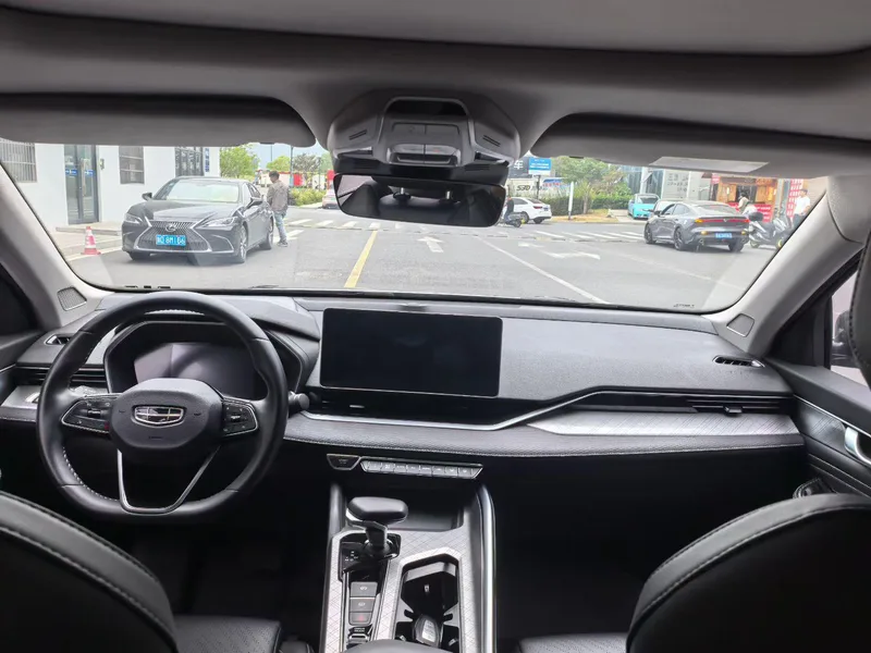 Geely Preface 2023 2.0T Acabado premium exterior foto 5 Geely Preface 2023 2.0T Acabado premium exterior foto 5
