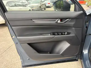 Mazda CX-5 2021 2.0L Automatic two-wheel drive black knight type interior photo 13 Mazda CX-5 2021 2.0L Automatic two-wheel drive black knight type interior photo 13