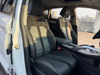 Geely Coolray 2023 1.5T DCT Edición Diamante interior foto 9 Geely Coolray 2023 1.5T DCT Edición Diamante interior foto 9