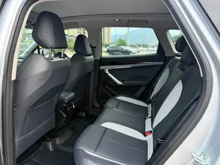Geely Boyue L 2024 1.5TD DCT Premium Edition exterior photo 5