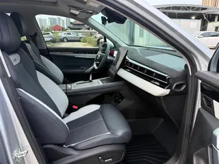 Geely Boyue L 2024 1.5TD DCT Premium Edition interior photo 11