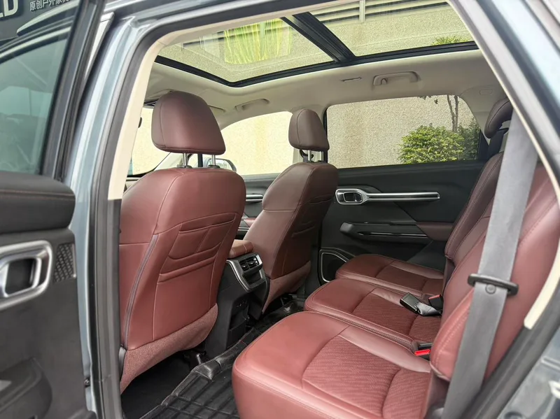 Geely Okavango 2022 1.8TD DCT Luxury type exterior photo 5