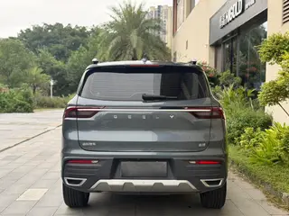 Geely Okavango 2022 1.8TD DCT Luxury type interior photo 8