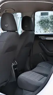 Skoda Octavia 2019 TSI230 DSG Zhixing Comfort Edition China V interior photo 9 Skoda Octavia 2019 TSI230 DSG Zhixing Comfort Edition China V interior photo 9