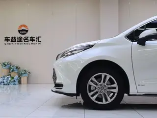 Toyota Sienna 2024 Dual Power 2.5L Four-wheel drive Premium Edition exterior photo 9