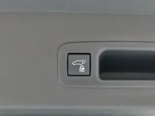 Toyota Sienna 2024 Dual Power 2.5L Four-wheel drive Premium Edition interior photo 12