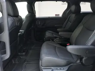 Toyota Sienna 2024 Dual Power 2.5L Four-wheel drive Premium Edition interior photo 19
