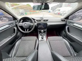 Skoda Superb 2016 TSI330 DSG Line Creation Edition interior photo 9 Skoda Superb 2016 TSI330 DSG Line Creation Edition interior photo 9