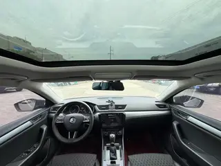 Skoda Superb 2016 TSI330 DSG Line Creation Edition interior photo 10 Skoda Superb 2016 TSI330 DSG Line Creation Edition interior photo 10