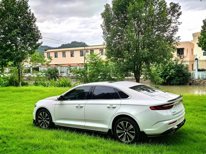Geely Preface 2025 1.5T Oriental Yao Kunlun Edition exterior photo 5 Geely Preface 2025 1.5T Oriental Yao Kunlun Edition exterior photo 5