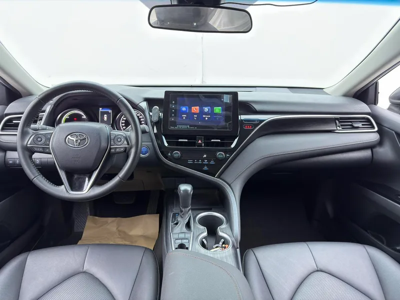 Toyota Camry 2021 Dual Power 2.5HGVP Leading Edition interior photo 11 Toyota Camry 2021 Dual Power 2.5HGVP Leading Edition interior photo 11