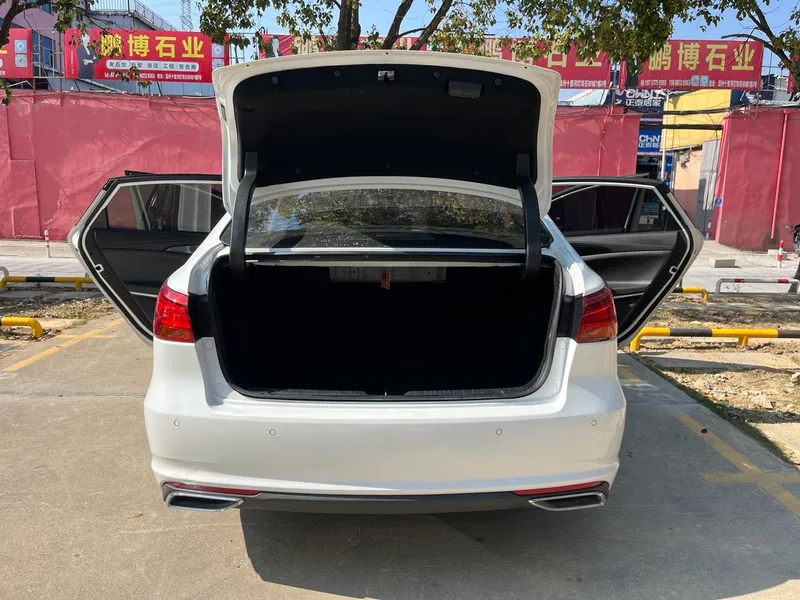 Changan Raeton CC 2022 Blue Whale Edition 1.5T DCT Premium Trim interior photo 18