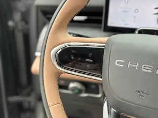 Chery Tiggo 8L 2024 2.0T Auto Premium Edition interior photo 13 Chery Tiggo 8L 2024 2.0T Auto Premium Edition interior photo 13