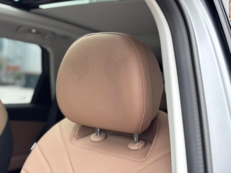 Chery Tiggo 8L 2024 2.0T Auto Premium Edition interior photo 19 Chery Tiggo 8L 2024 2.0T Auto Premium Edition interior photo 19