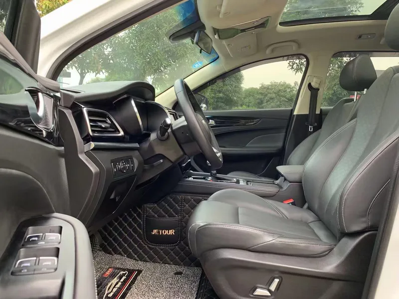 Jetour X90 2019 1.6T DCT Интеллектуальное издание 5 Кресло Страна VI экстерьер фото 4 Jetour X90 2019 1.6T DCT Интеллектуальное издание 5 Кресло Страна VI экстерьер фото 4