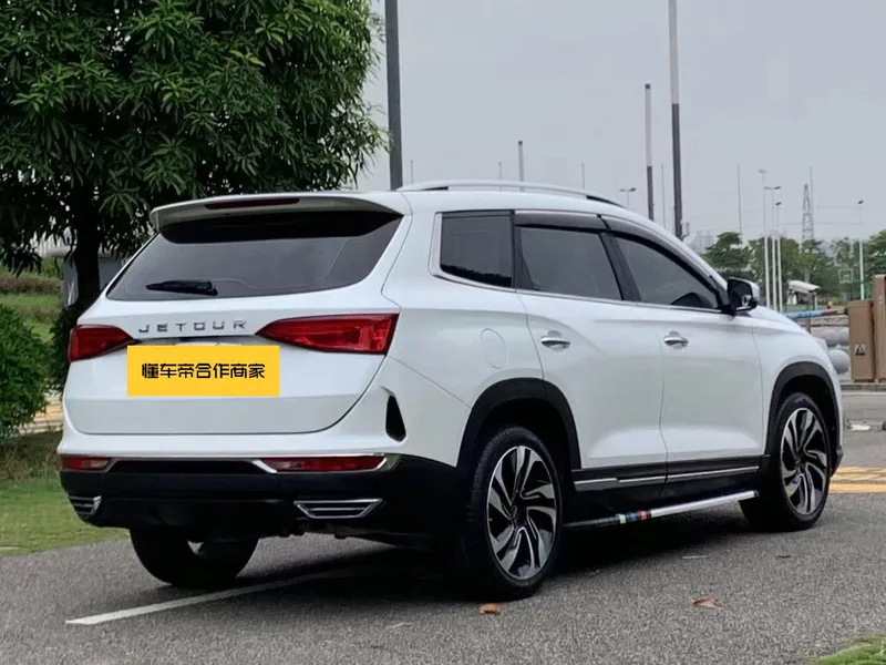 Jetour X90 2019 1.6T DCT Интеллектуальное издание 5 Кресло Страна VI интерьер фото 7 Jetour X90 2019 1.6T DCT Интеллектуальное издание 5 Кресло Страна VI интерьер фото 7