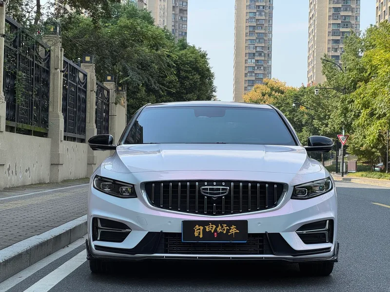 Geely Preface 2023 1.5T Edición Kunlun exterior foto 2 Geely Preface 2023 1.5T Edición Kunlun exterior foto 2