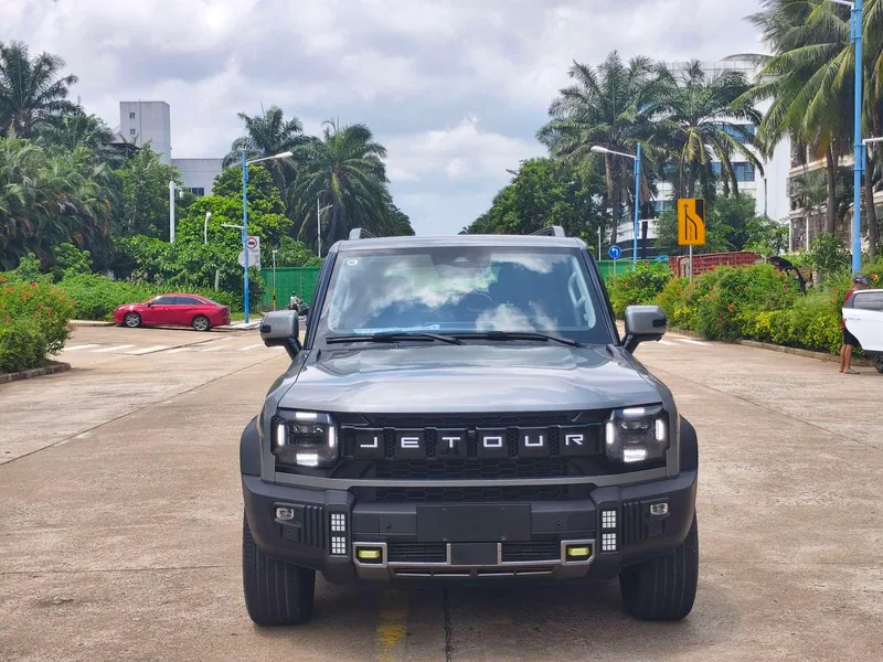 Jetour T2 2023 2.0TD Four-wheel drive Time travel PRO exterior photo 2 Jetour T2 2023 2.0TD Four-wheel drive Time travel PRO exterior photo 2