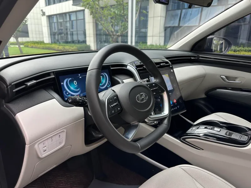 Hyundai Tucson 2021 Tucson L 1.5T LUX Two-wheel-drive Prestige Edition exterior photo 5 Hyundai Tucson 2021 Tucson L 1.5T LUX Two-wheel-drive Prestige Edition exterior photo 5
