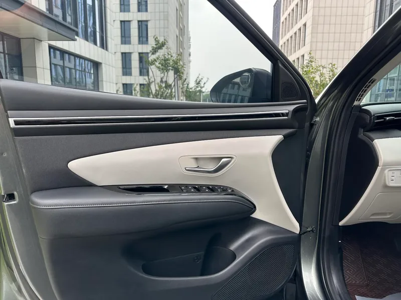 Hyundai Tucson 2021 Tucson L 1.5T LUX Two-wheel-drive Prestige Edition exterior photo 9 Hyundai Tucson 2021 Tucson L 1.5T LUX Two-wheel-drive Prestige Edition exterior photo 9