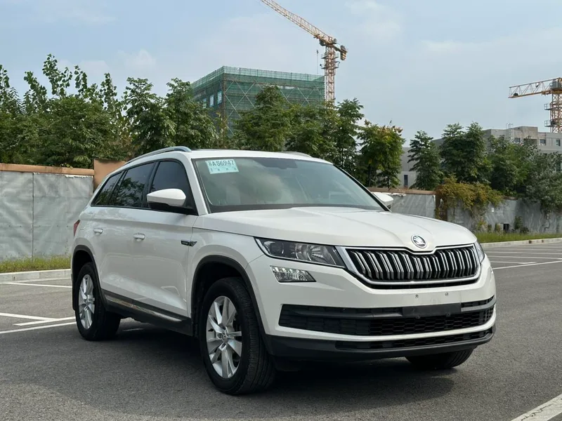 Skoda Kodiaq 2017 TSI330 5 Version de luxe à deux roues motrices extérieur photo 3 Skoda Kodiaq 2017 TSI330 5 Version de luxe à deux roues motrices extérieur photo 3