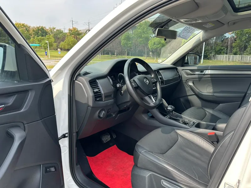 Skoda Kodiaq 2017 TSI330 5 Version de luxe à deux roues motrices extérieur photo 7 Skoda Kodiaq 2017 TSI330 5 Version de luxe à deux roues motrices extérieur photo 7