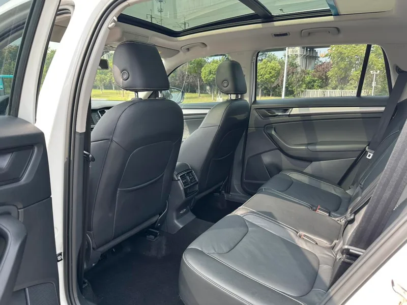 Skoda Kodiaq 2017 TSI330 5 Version de luxe à deux roues motrices extérieur photo 8 Skoda Kodiaq 2017 TSI330 5 Version de luxe à deux roues motrices extérieur photo 8