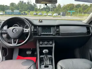 Skoda Kodiaq 2017 TSI330 5 Version de luxe à deux roues motrices intérieur photo 13 Skoda Kodiaq 2017 TSI330 5 Version de luxe à deux roues motrices intérieur photo 13