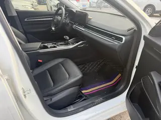 Geely Emgrand 2022 4th Gen 1.5L CVT Premium Trim interior photo 10 Geely Emgrand 2022 4th Gen 1.5L CVT Premium Trim interior photo 10