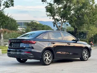 Geely Emgrand 2022 4th Gen 1.5L CVT Elite-type exterior photo 2 Geely Emgrand 2022 4th Gen 1.5L CVT Elite-type exterior photo 2