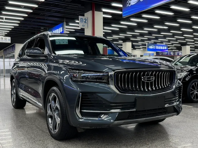 Geely Monjaro 2024 2.0TD High-power automatic two-wheel drive cloud version exterior photo 3 Geely Monjaro 2024 2.0TD High-power automatic two-wheel drive cloud version exterior photo 3