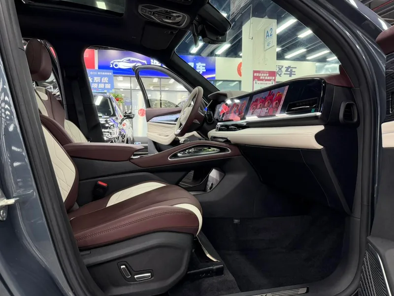 Geely Monjaro 2024 2.0TD High-power automatic two-wheel drive cloud version exterior photo 6 Geely Monjaro 2024 2.0TD High-power automatic two-wheel drive cloud version exterior photo 6