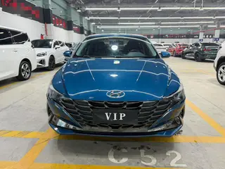 Hyundai Elantra 2022 1.5L CVT GLX Versión de élite exterior foto 2 Hyundai Elantra 2022 1.5L CVT GLX Versión de élite exterior foto 2