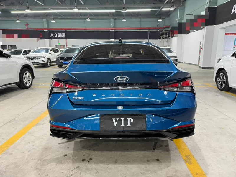 Hyundai Elantra 2022 1.5L CVT GLX Versión de élite interior foto 9 Hyundai Elantra 2022 1.5L CVT GLX Versión de élite interior foto 9