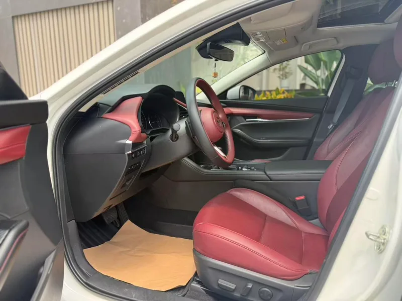 Mazda Mazda3 Axela 2023 2.0L Auto Quality Edition exterior photo 6 Mazda Mazda3 Axela 2023 2.0L Auto Quality Edition exterior photo 6