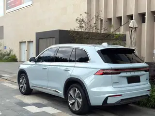 Geely Monjaro 2022 1.5T Thor Hi·F Versión híbrida gasolina-eléctrica Super Xun interior foto 12 Geely Monjaro 2022 1.5T Thor Hi·F Versión híbrida gasolina-eléctrica Super Xun interior foto 12