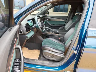 Geely Monjaro 2021 2.0TD DCT EVO Type de sagesse à deux roues motrices extérieur photo 8 Geely Monjaro 2021 2.0TD DCT EVO Type de sagesse à deux roues motrices extérieur photo 8