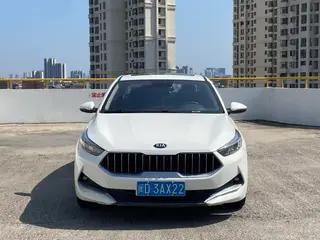Kia K3 2019 1.5L CVT Smart Internet Edition exterior photo 2