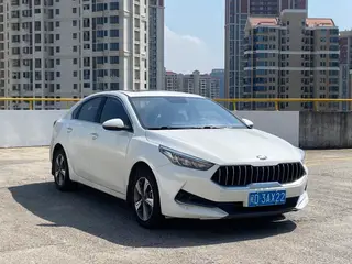 Kia K3 2019 1.5L CVT Smart Internet Edition exterior photo 3