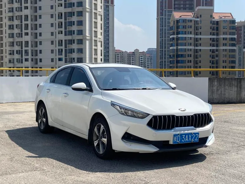 Kia K3 2019 1.5L CVT Smart Internet Edition exterior photo 3