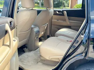 Toyota Highlander 2012 3.5L Four-wheel drive 7 Seat Elite Edition interior photo 11 Toyota Highlander 2012 3.5L Four-wheel drive 7 Seat Elite Edition interior photo 11
