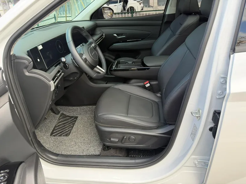 Hyundai Tucson 2025 Tucson L 1.5T TOP Flagship Edition exterior photo 4 Hyundai Tucson 2025 Tucson L 1.5T TOP Flagship Edition exterior photo 4
