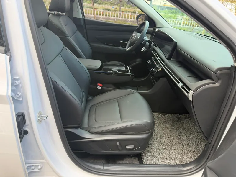 Hyundai Tucson 2025 Tucson L 1.5T TOP Flagship Edition exterior photo 6 Hyundai Tucson 2025 Tucson L 1.5T TOP Flagship Edition exterior photo 6