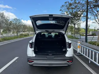 Hyundai Tucson 2025 Tucson L 1.5T TOP Flagship Edition interior photo 13 Hyundai Tucson 2025 Tucson L 1.5T TOP Flagship Edition interior photo 13