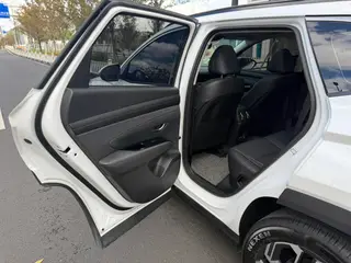 Hyundai Tucson 2025 Tucson L 1.5T TOP Flagship Edition interior photo 16 Hyundai Tucson 2025 Tucson L 1.5T TOP Flagship Edition interior photo 16