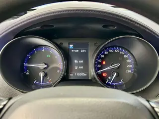 Toyota C-HR 2018 2.0L Leading Edition China V interior photo 13