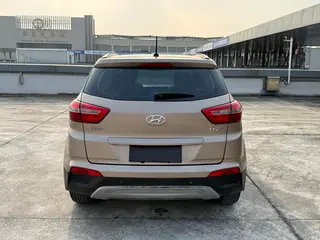 Hyundai ix25 2015 1.6L Tipo inteligente de tracción automática en dos ruedas GLS exterior foto 7 Hyundai ix25 2015 1.6L Tipo inteligente de tracción automática en dos ruedas GLS exterior foto 7