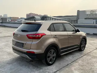 Hyundai ix25 2015 1.6L Tipo inteligente de tracción automática en dos ruedas GLS interior foto 8 Hyundai ix25 2015 1.6L Tipo inteligente de tracción automática en dos ruedas GLS interior foto 8