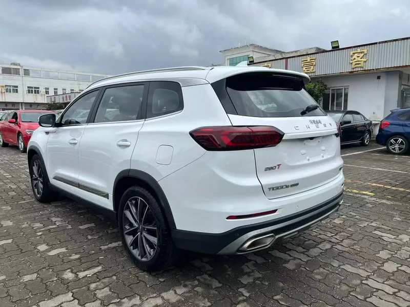 Chery Tiggo 8 PLUS 2021 290TGDI DCT Hao Yao Edition interior photo 8 Chery Tiggo 8 PLUS 2021 290TGDI DCT Hao Yao Edition interior photo 8